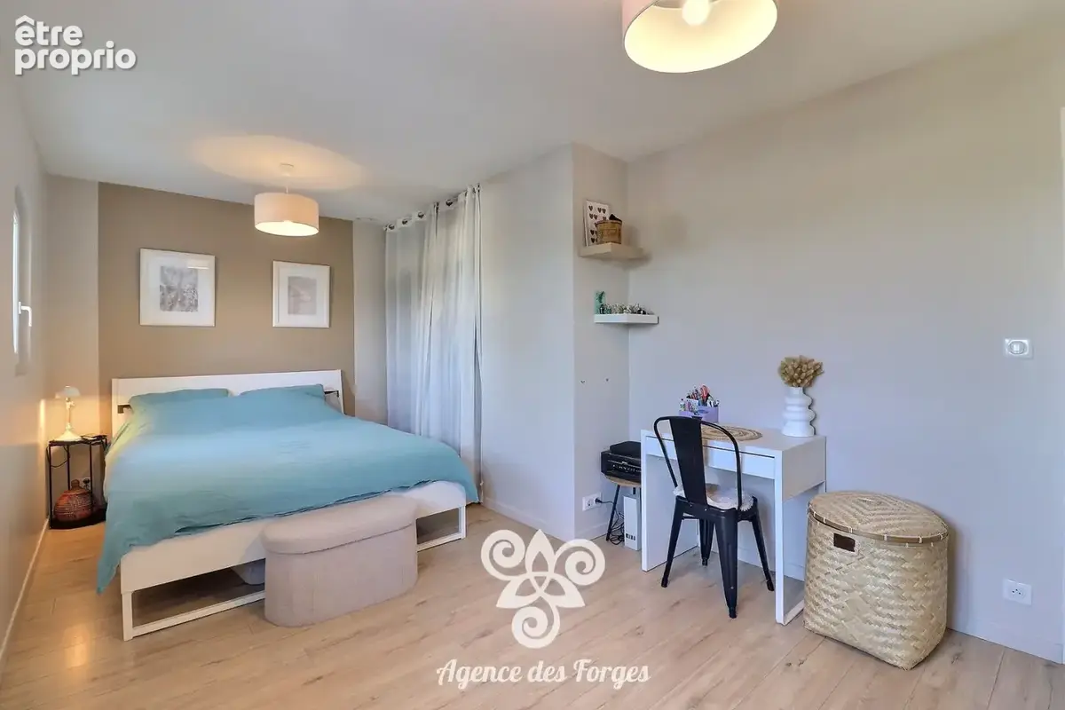 Maison de plain-pied - 3 chambres - 108m² - La Regrippiere - photo 8