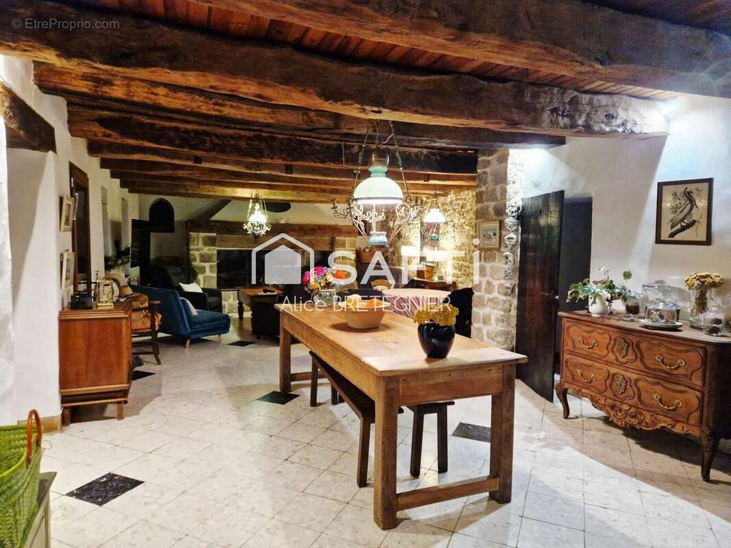 Photo 5 - Maison à SIMIANE-LA-ROTONDE