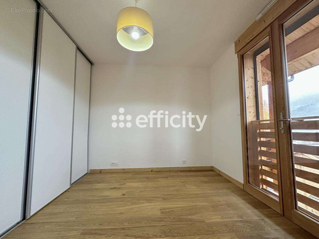 Appartement à SAINT-ETIENNE-DE-TINEE