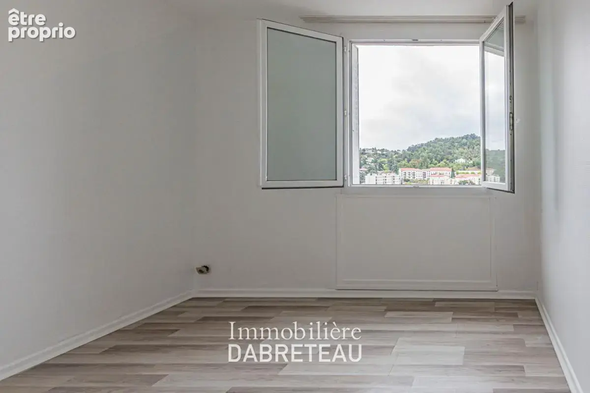 Vienne - Secteur Estressin - T3 avec balcon - photo 11