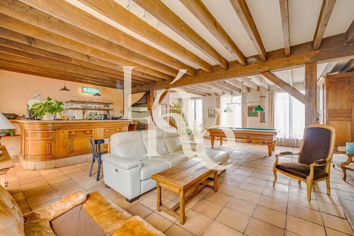 Maison à LES LILAS
