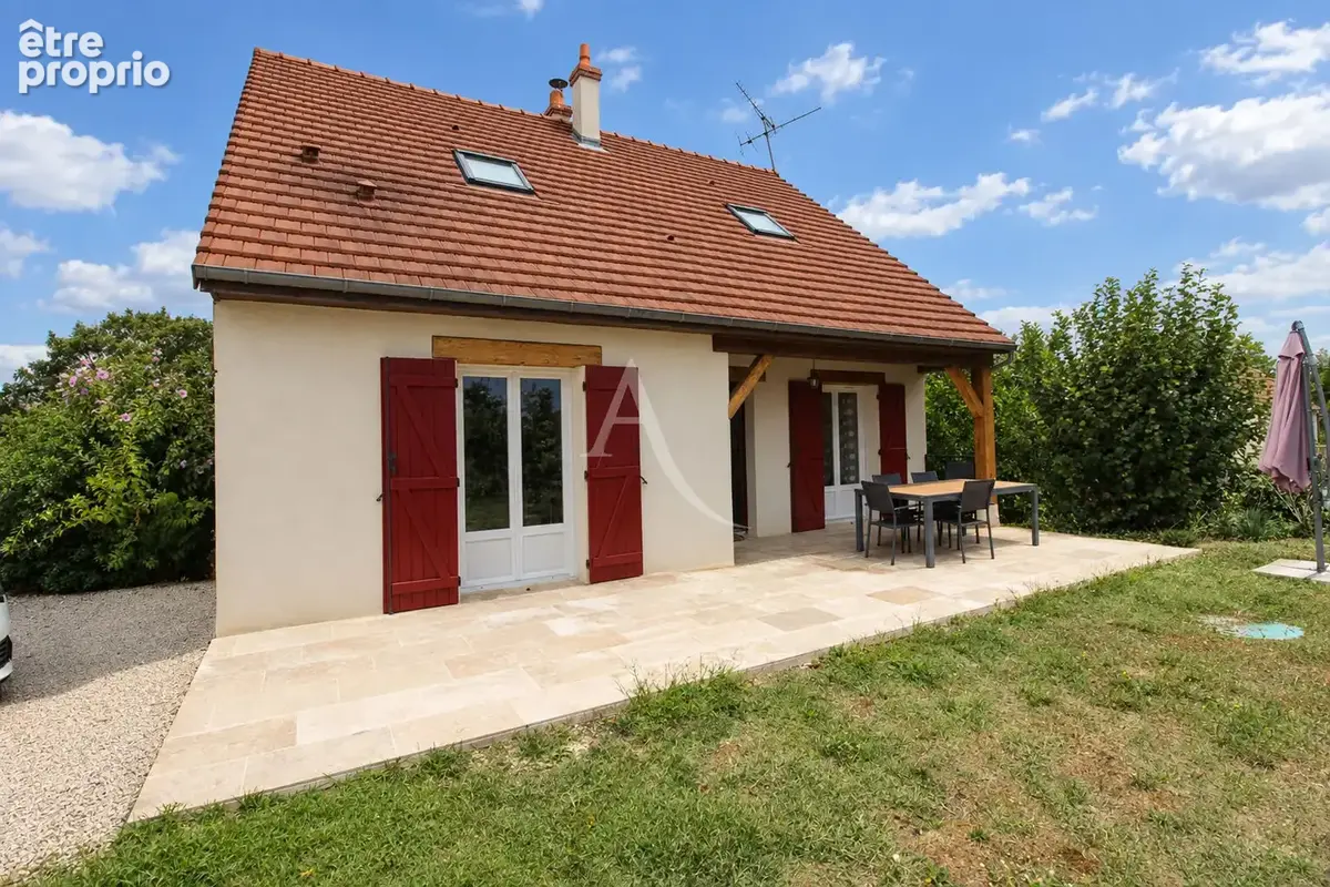 Photo Maison à Maslives au prix de 244 000€