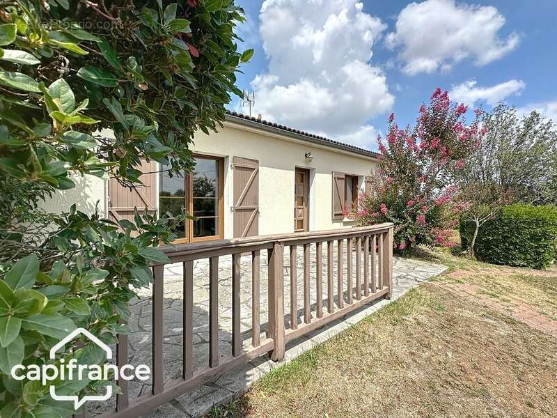 Maison sur sous-sol avec accès de plain-pied – Proche commodités - THOUARS (79) - photo 4