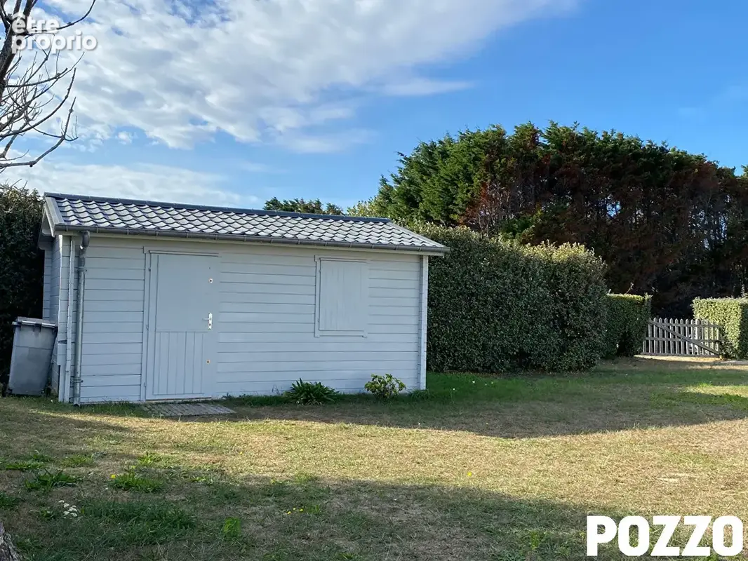 Terrain en front de mer à Réville, avec mobil home - photo 16