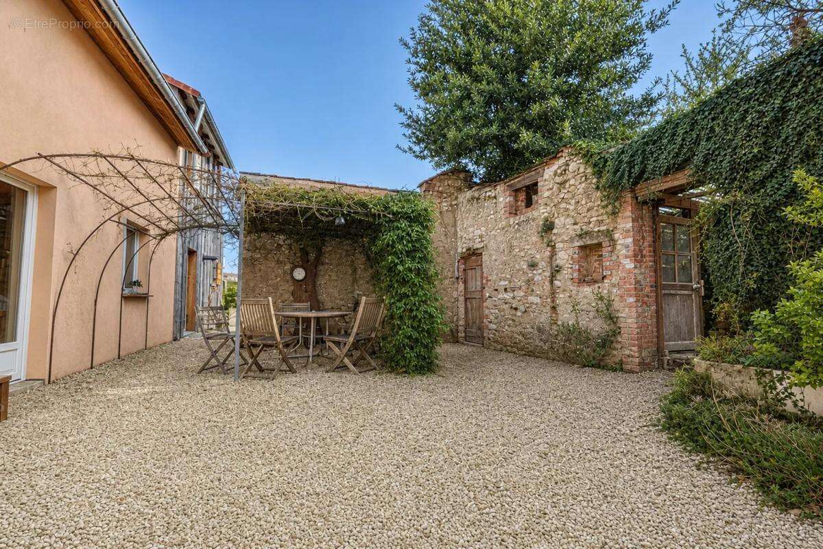 Maison atypique et récente à Bitry (58) - photo 22