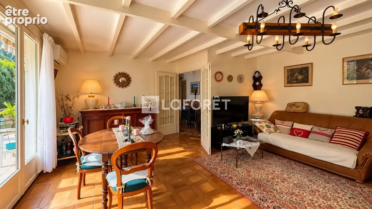 Maison Saint Pierre La Palud 5 pièce(s) 115 m2 - photo 6