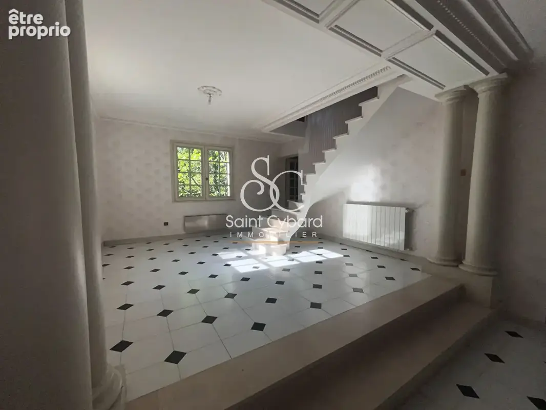 Maison spacieuse à vendre à Puymoyen - 4 chambres et grand jardin ! - photo 5