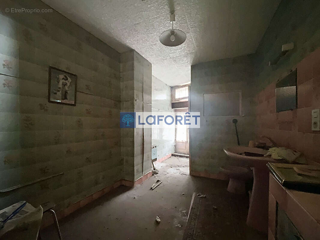 Maison à SUZANNECOURT