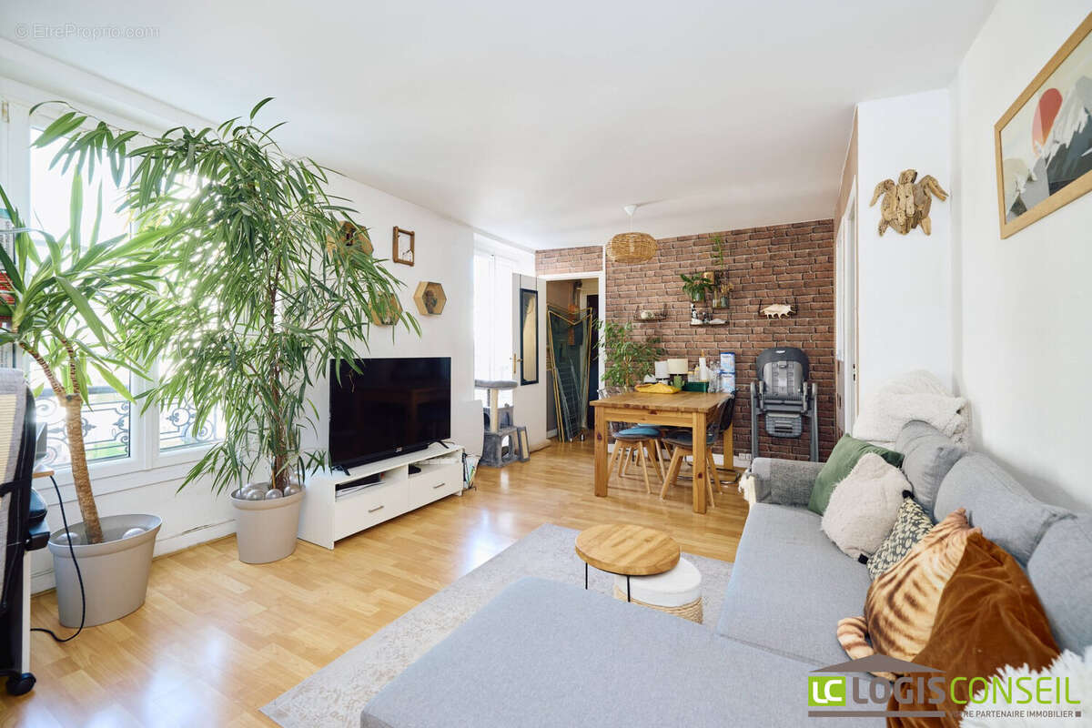 Appartement à BOURG-LA-REINE