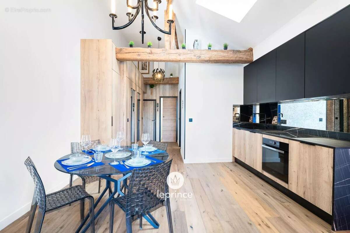 Appartement à VILLEFRANCHE-SUR-MER