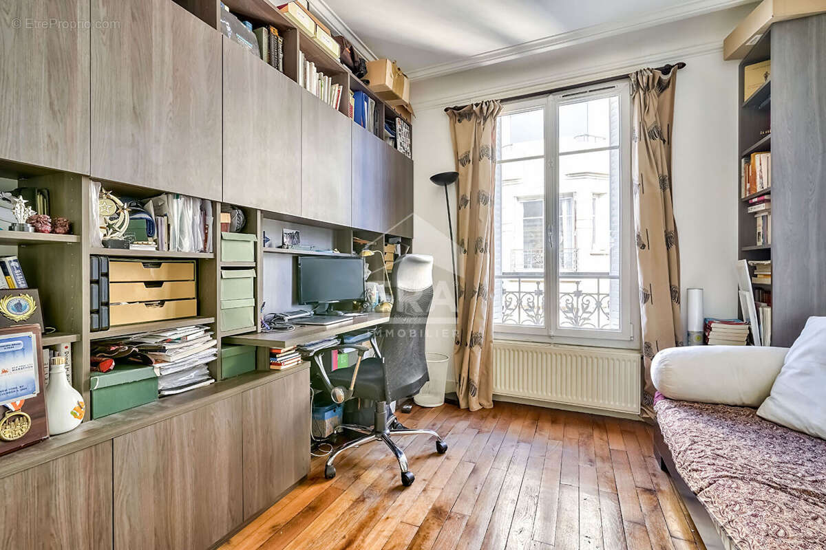 Appartement à ISSY-LES-MOULINEAUX