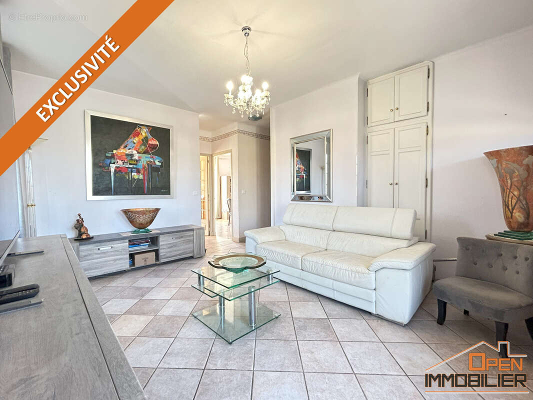 Maison à SAINT-JULIEN-DE-LAMPON