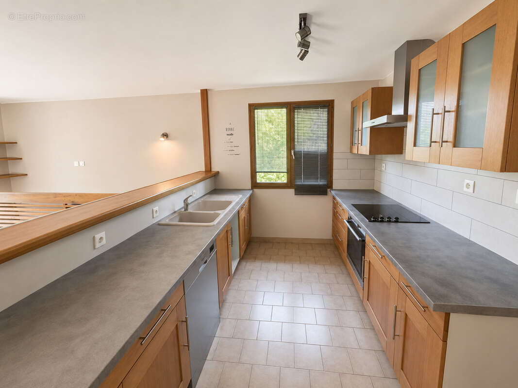 Maison à BOURGOIN-JALLIEU