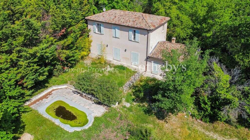 Maison à AIX-EN-PROVENCE