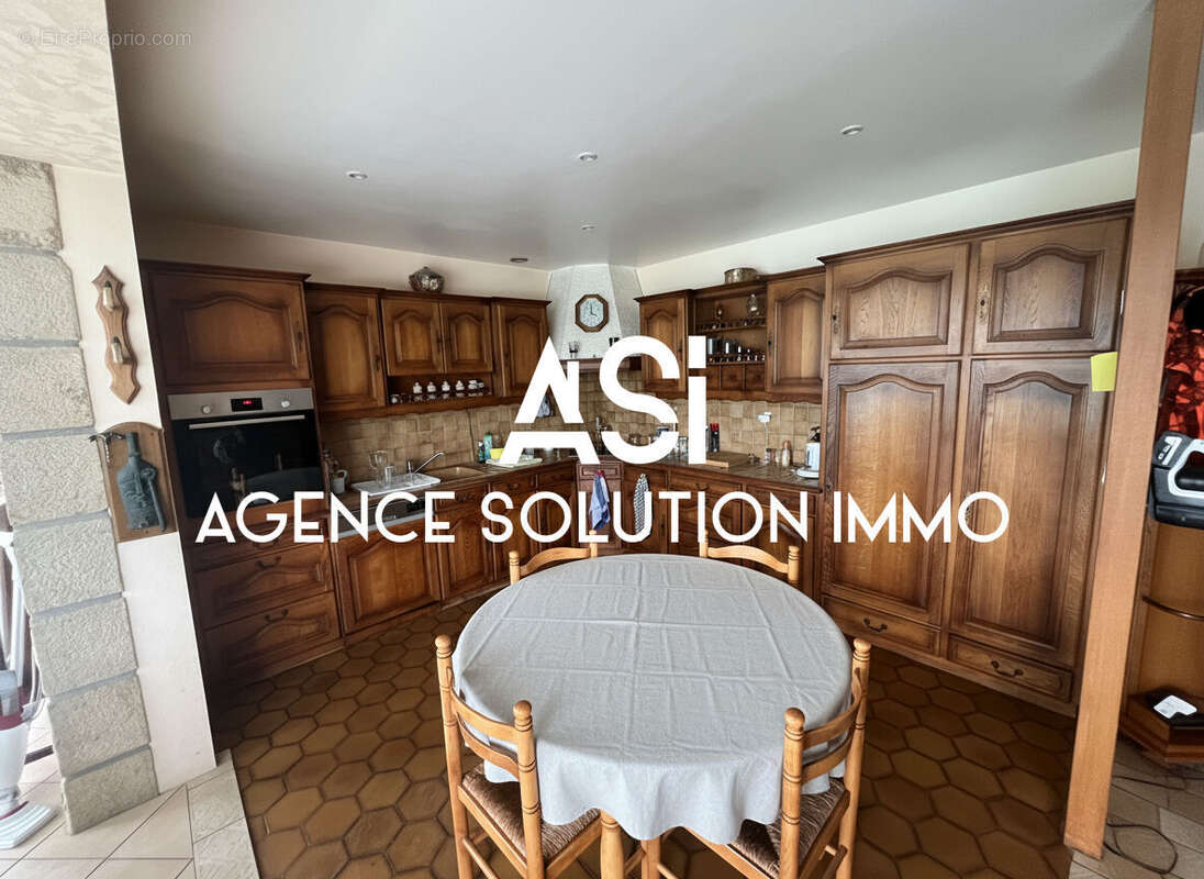 Maison à SOULGE-SUR-OUETTE