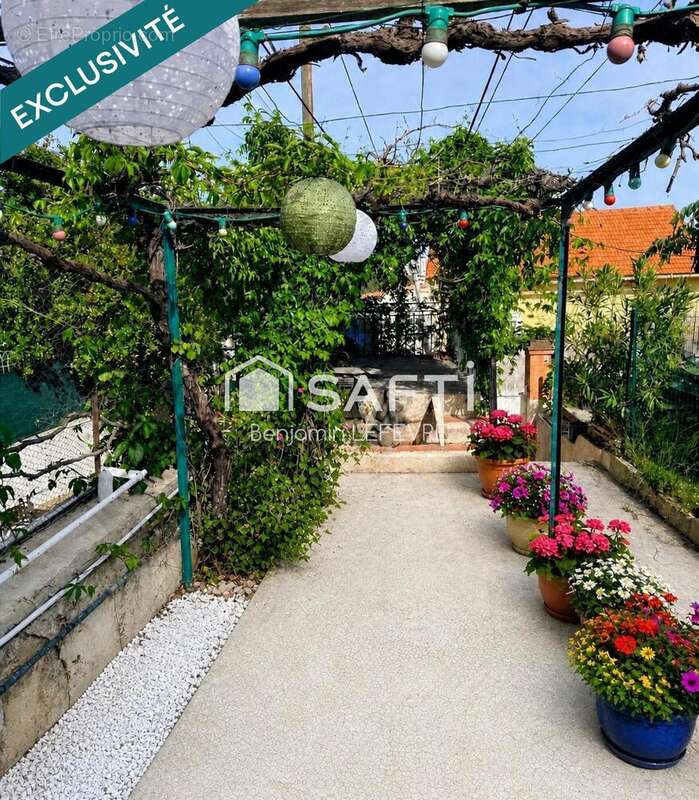 Photo 2 - Maison à MARSEILLE-15E
