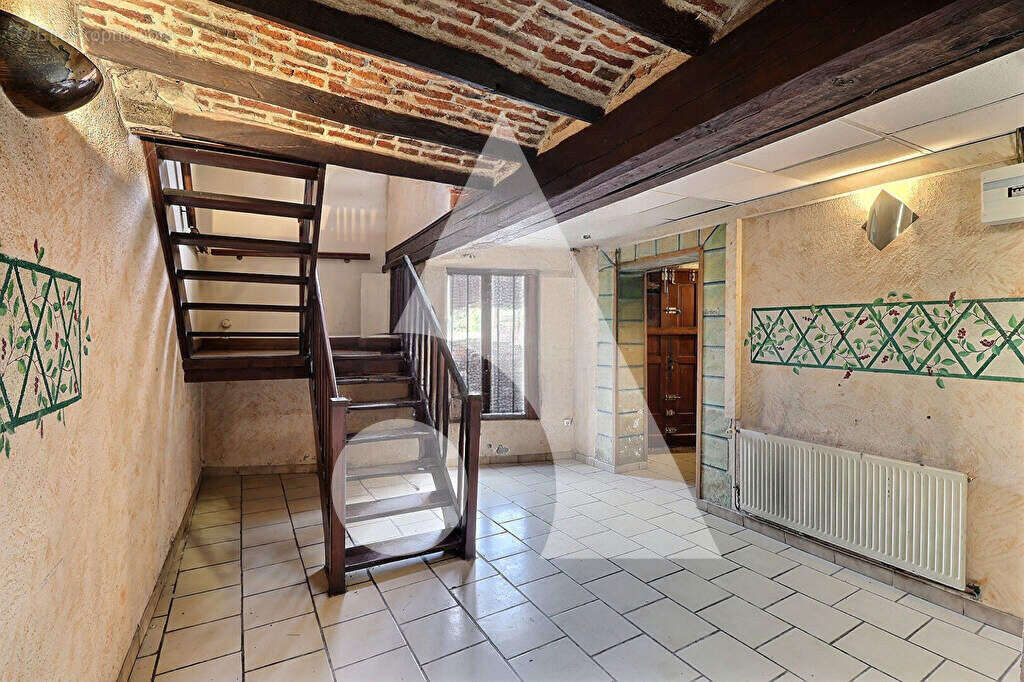 Commerce à SAINT-AMAND-LES-EAUX