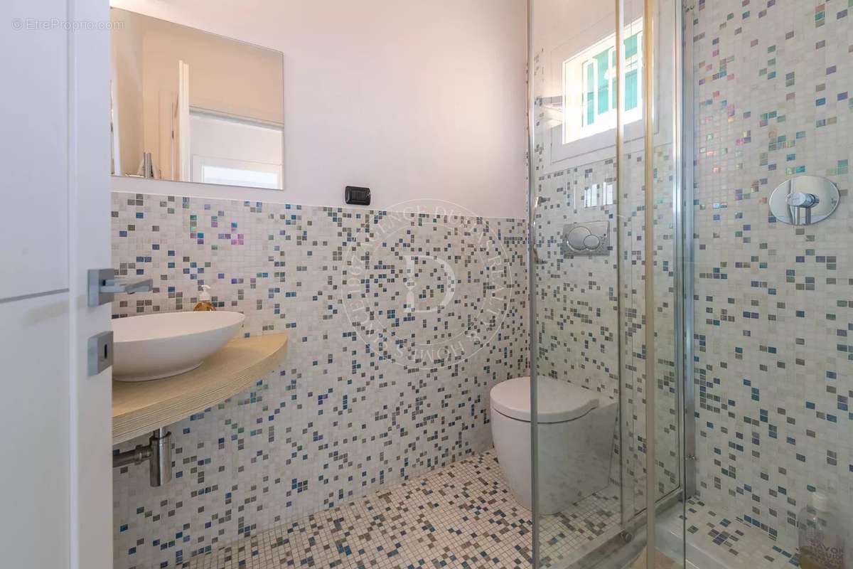 Appartement à VILLEFRANCHE-SUR-MER