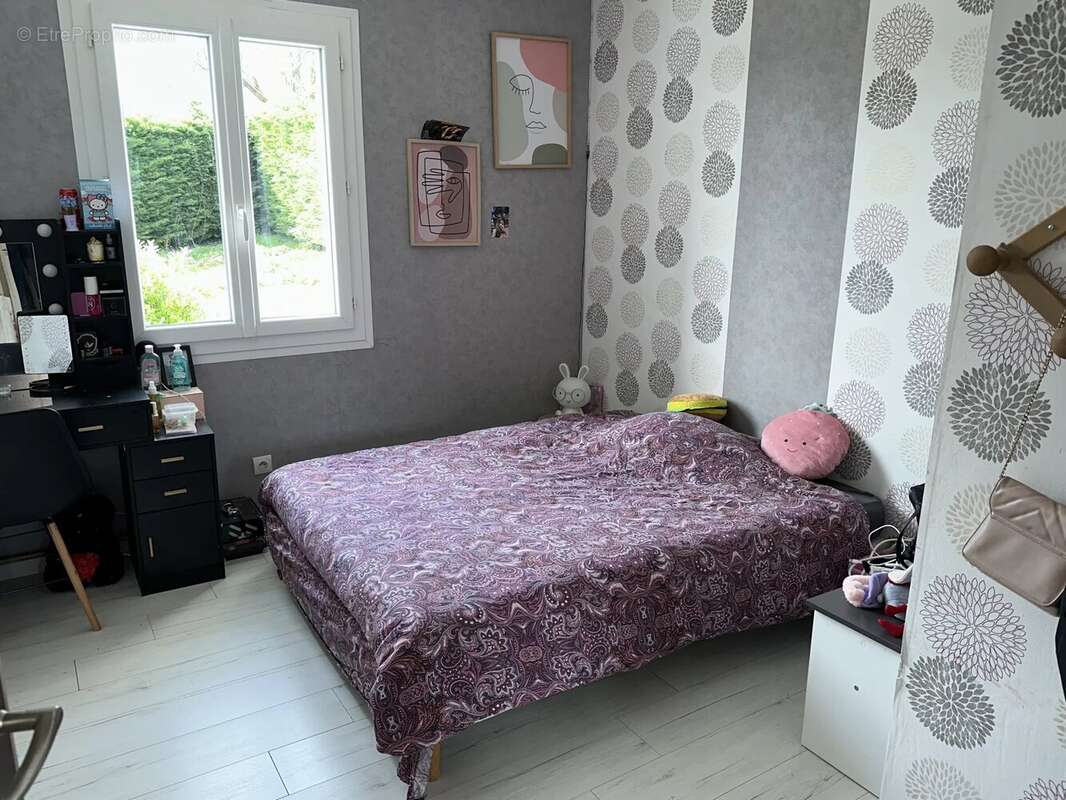 Maison à SAINT-MAURICE-LA-CLOUERE