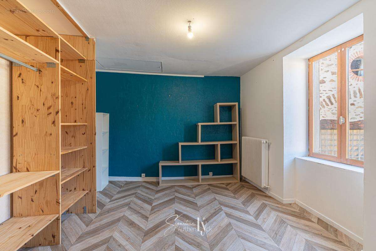 Maison à COUZEIX