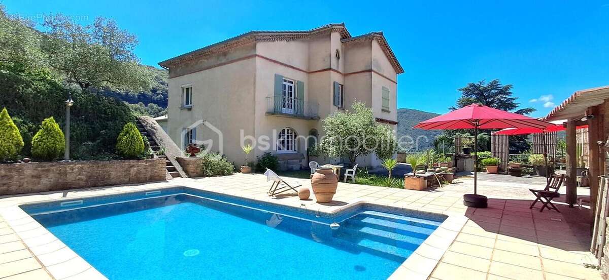 Elégante demeure de charme, aux pieds des Cévennes, avec piscine et vue dégagée - photo 14