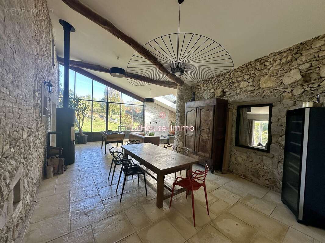 Maison à CLIOUSCLAT