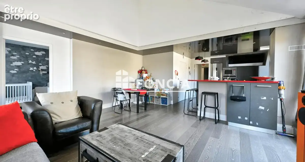Cergy le haut, 2 mn du rer a et ligne l, appartement au dernier etage avec deux terrasse dont une de plus de 70 m2 sans vis a vi - photo 7