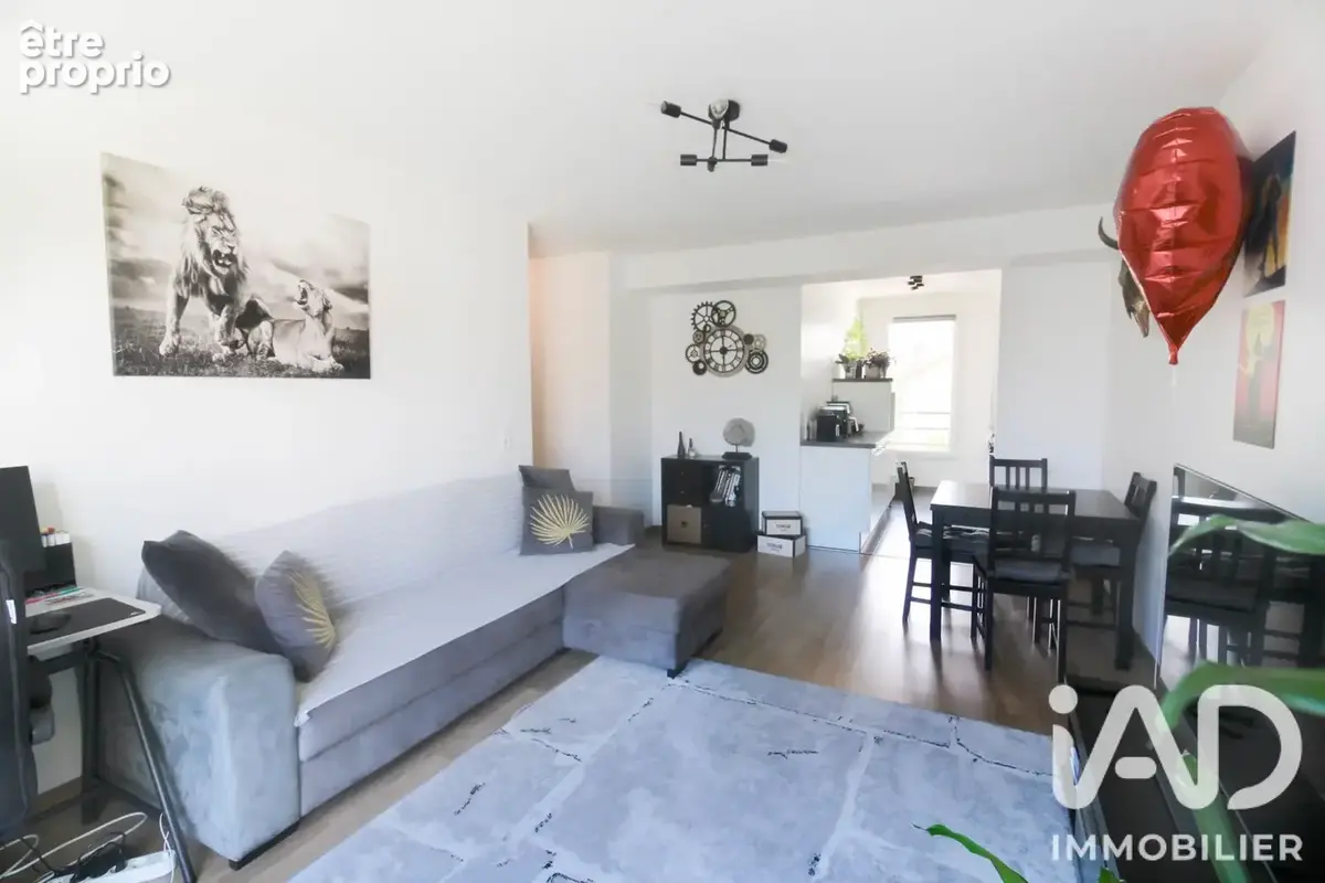 Photo 1 - Appartement à LES MUREAUX
