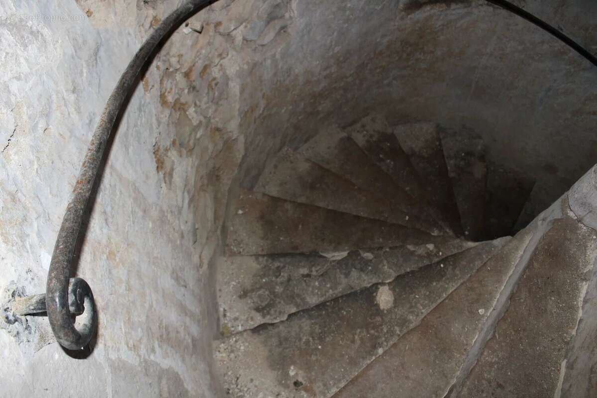 Appartement à CHARROUX