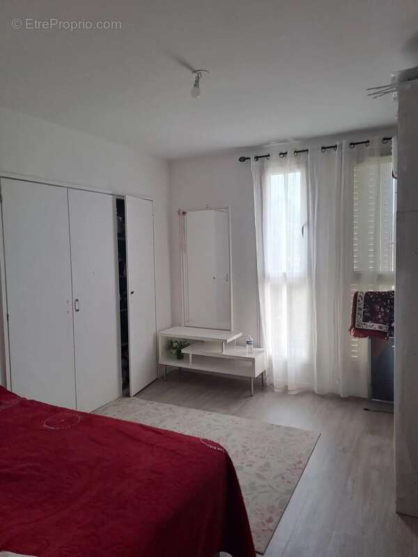 Appartement à EPINAY-SOUS-SENART