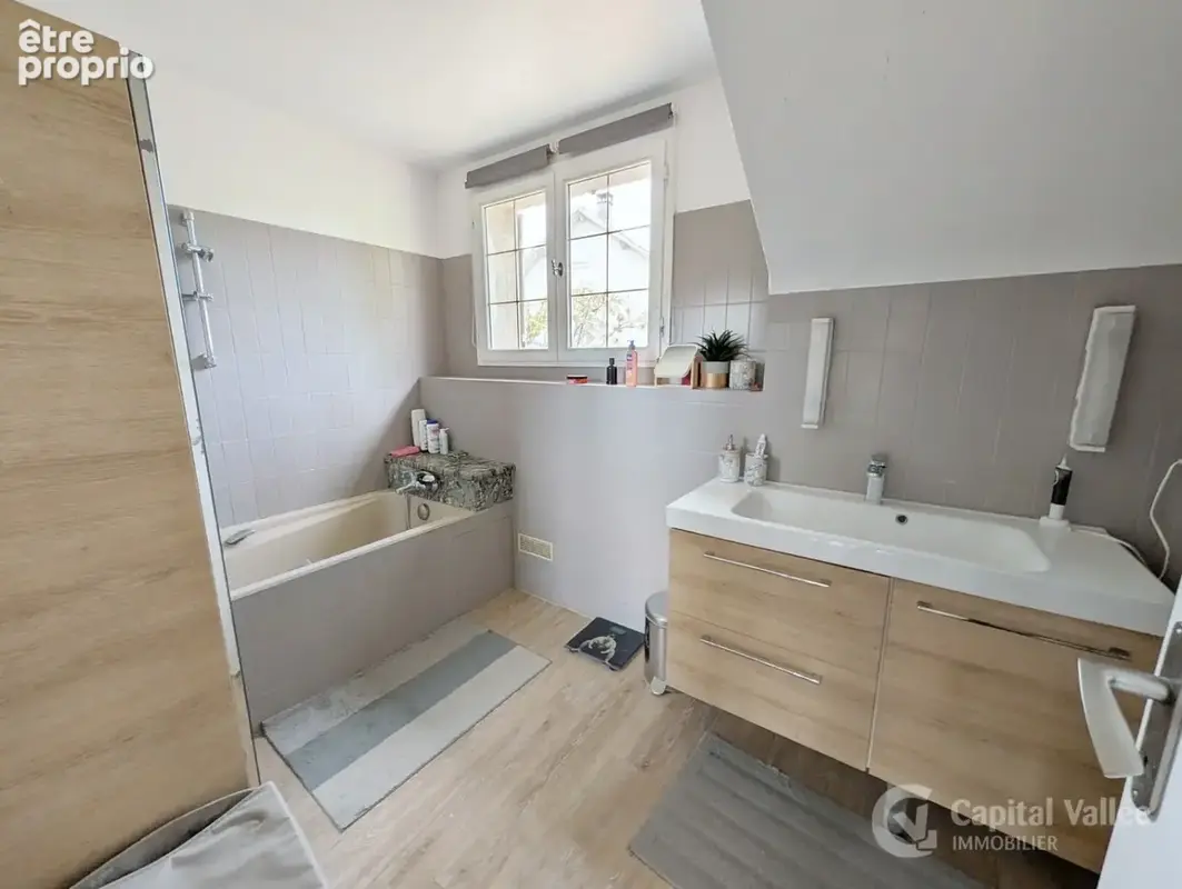 Meulière rénovée, 120 m2, 4 chambres, jardin arboré de 727 m2 et garage, au calme - photo 14