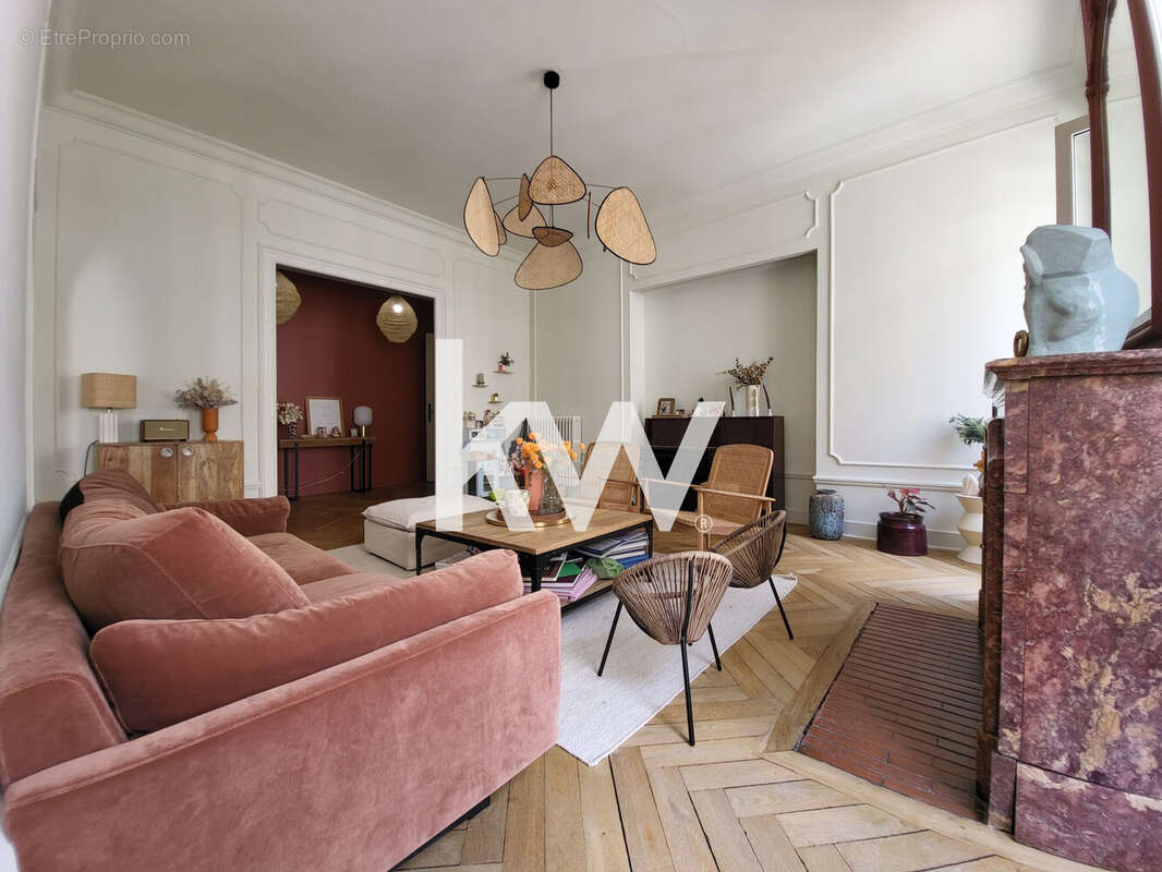Appartement 166 m² à Saint-Etienne  - photo 2