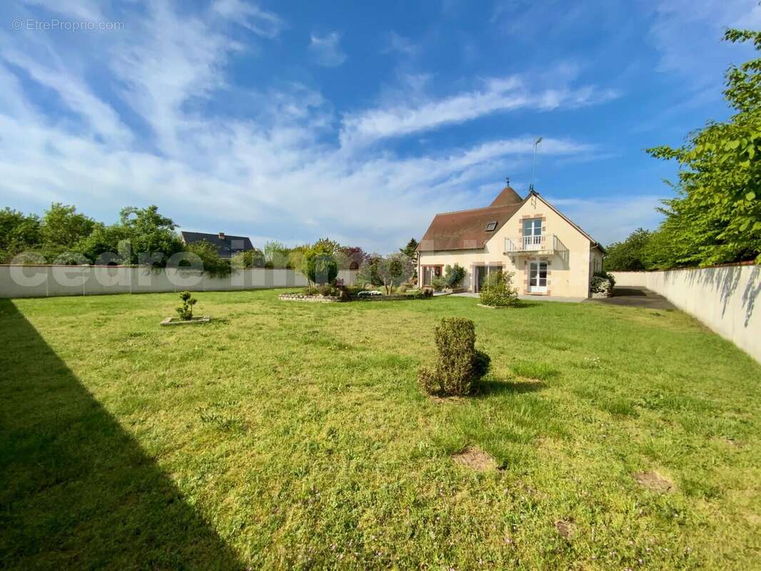 IMG_5073 - Maison à SAINT-HILAIRE-SAINT-MESMIN