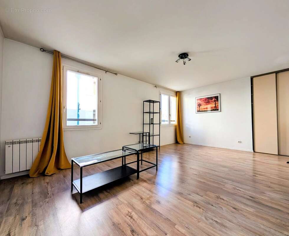 Appartement à PLAISIR
