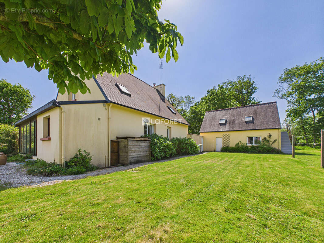 Maison à SAINT-JEAN-TROLIMON