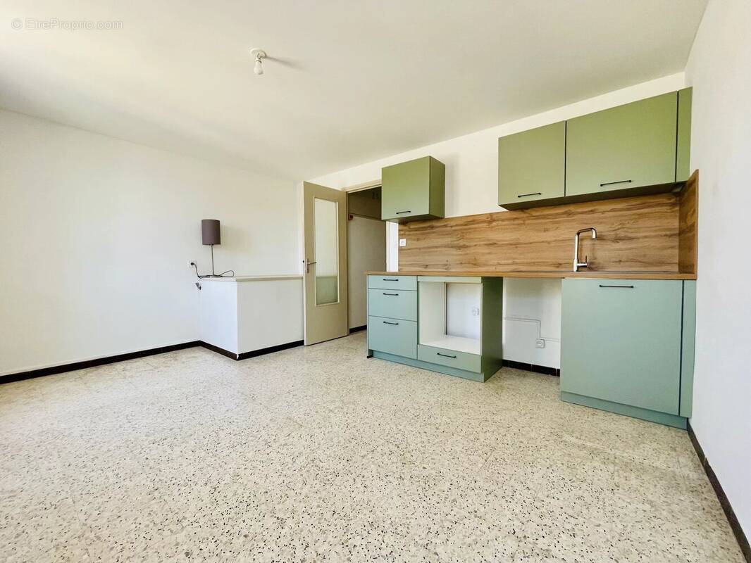 Appartement à MOLLANS-SUR-OUVEZE