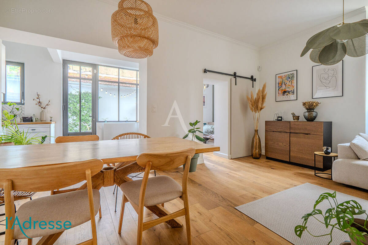 Appartement à BORDEAUX