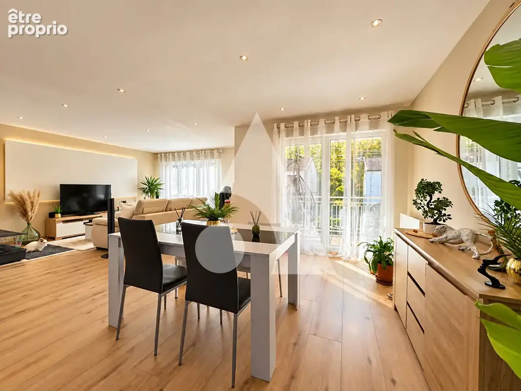 Frouard - Charmante maison rénovée avec 3 chambres, balcon et garage - photo 16