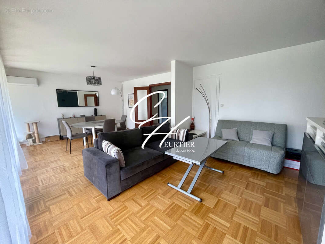 Appartement à ECHIROLLES