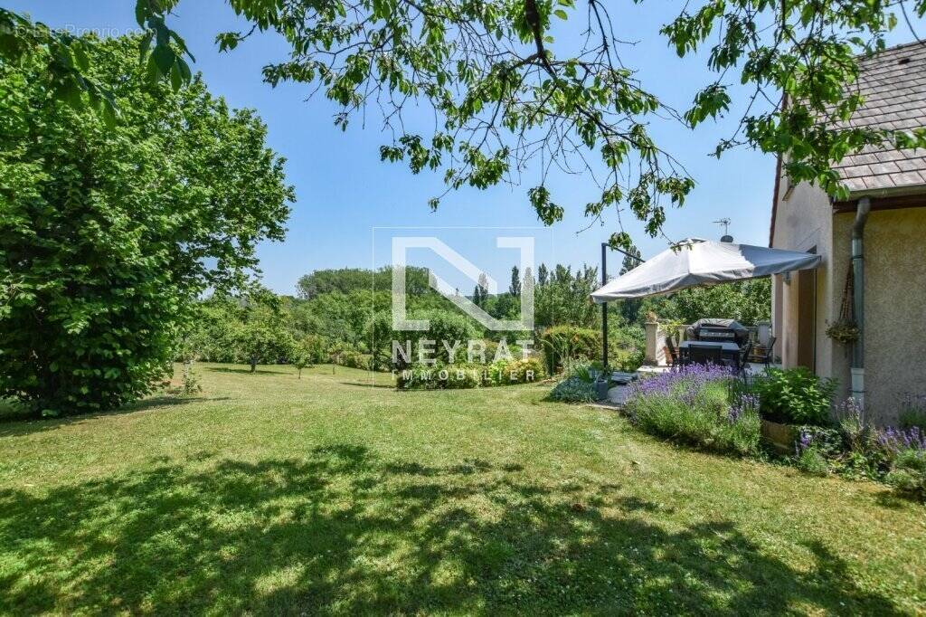 Maison à SAINT-MARTIN-SOUS-MONTAIGU