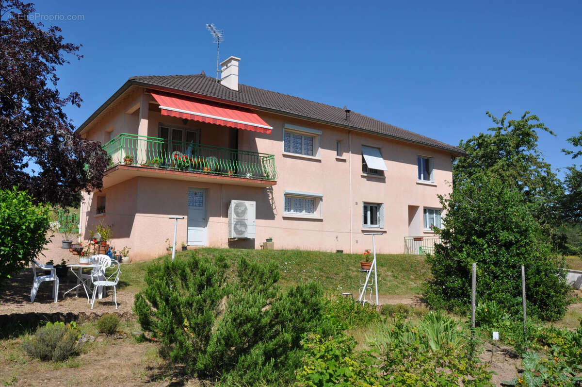 Maison à LA PACAUDIERE