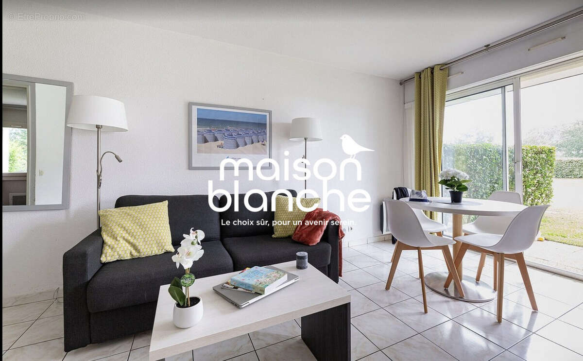 Appartement à VARAVILLE