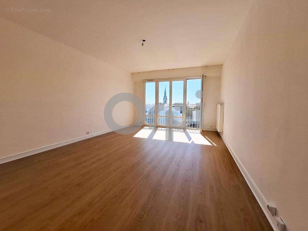 Appartement T3 70m2  Vendre Centre ville de La Rochelle - photo 8