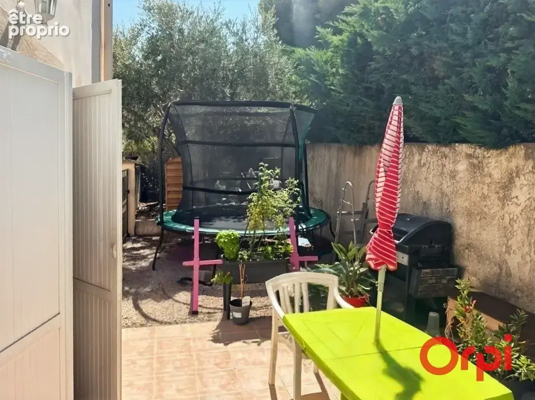 A vendre - appartement - stationnement - photo 3