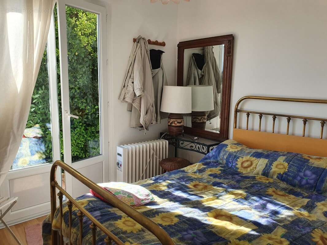 Maison à CHENAC-SAINT-SEURIN-D&#039;UZET