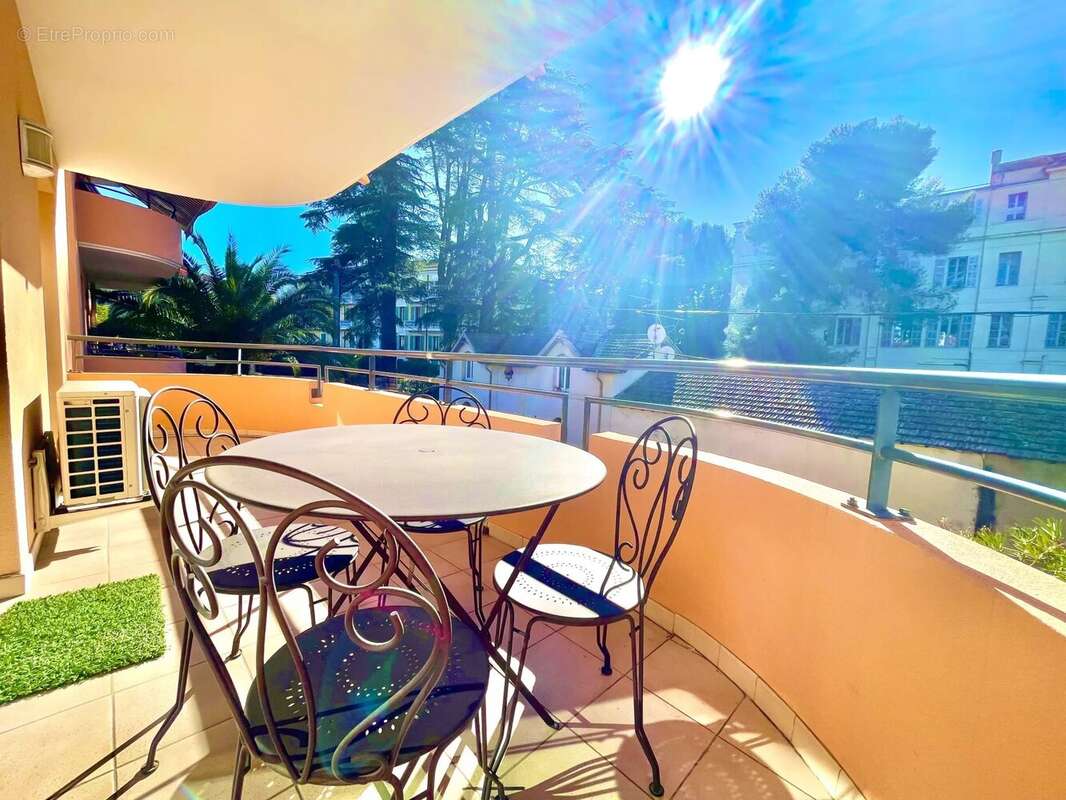 Appartement à CANNES