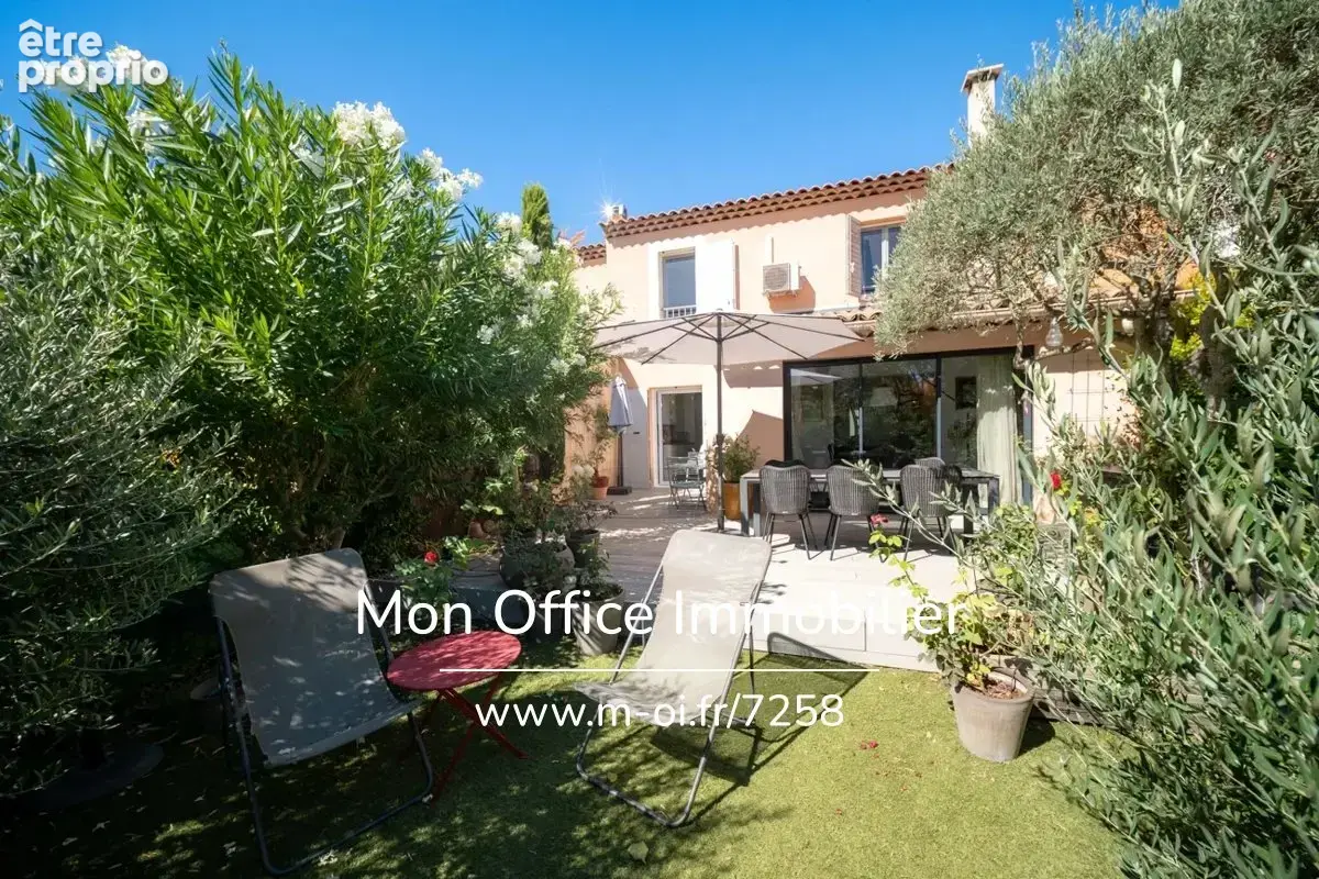 Référence : 7258-NGU - Maison 4 pièces - jardin - Commerces & Ecoles à pied - Calme - photo 2