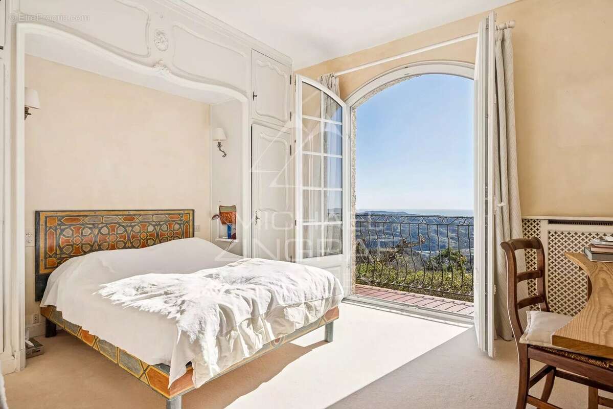 Maison à SAINT-JEANNET