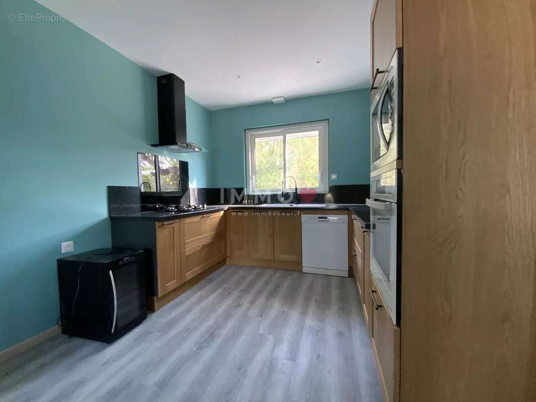 Maison de plain-pied rénovée – 3 chambres – Commerces et écoles à pied - photo 19