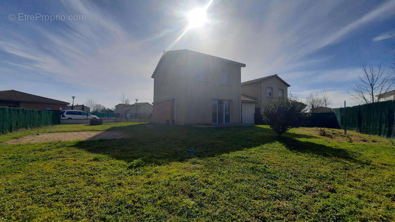 Maison à FROUZINS